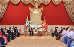 Thủ tướng Chính phủ Nguyễn Xuân Phúc hội kiến Tổng thống Myanmar